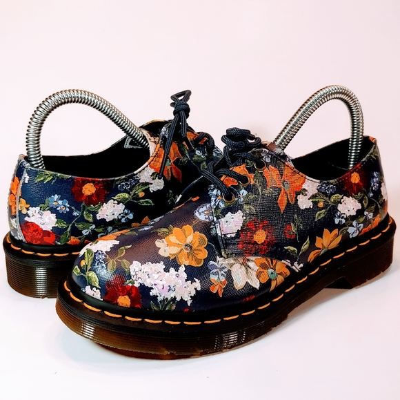 Dr. Martens Shoes - 🆕 Dr. Martens 3-Eye Floral Clash Multicolor Shoes